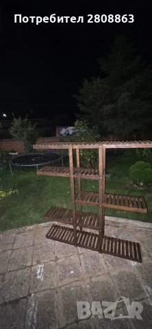 цветарник от дърво..