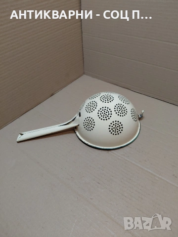 Соц Стар Емалиран Гевгир. НОМЕР 568., снимка 2 - Антикварни и старинни предмети - 54306421