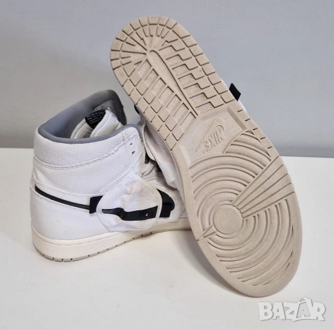 JORDAN 1, 45 номер, без забележки , снимка 2 - Маратонки - 54425543