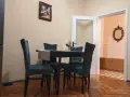 собственик дава под наем четиристаен апартамент на топ локация , снимка 1