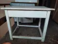 Стара дървена маса подходяща за работна, снимка 1