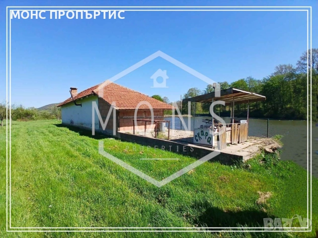 Продава се къща с 12 дка двор и собствени рибарници в района на гр. Севлиево, снимка 10 - Парцели - 54534156