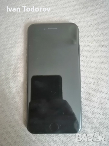 iPhone se 2020 черен, снимка 2 - Apple iPhone - 55567171