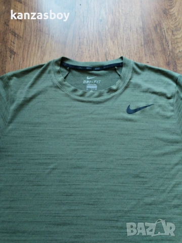 nike dri fit - страхотна мъжка тениска XL, снимка 3 - Тениски - 54693009