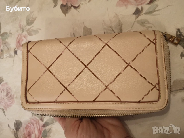 Страхотни протмоненца LOVE Moschino, Hermes, DKNY, Fosiil , снимка 6 - Портфейли, портмонета - 54481182
