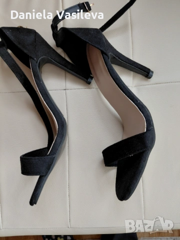 Велурени сандали р-р 39, снимка 2 - Сандали - 54277623
