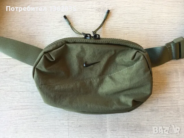 НОВА оригинална мъжка / унисекс зелена чанта / crossbody bag чантичка за кръста "банан" NIKE от САЩ, снимка 7 - Чанти - 55358145