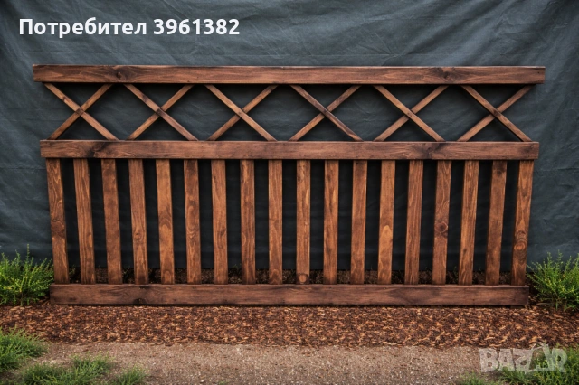 Дървена ограда / пано с декоративна решетка (ръчна изработка)