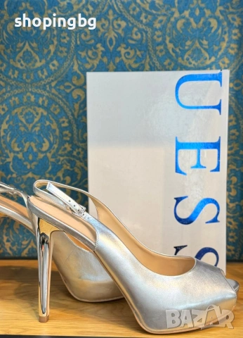 Дамски сандали GUESS