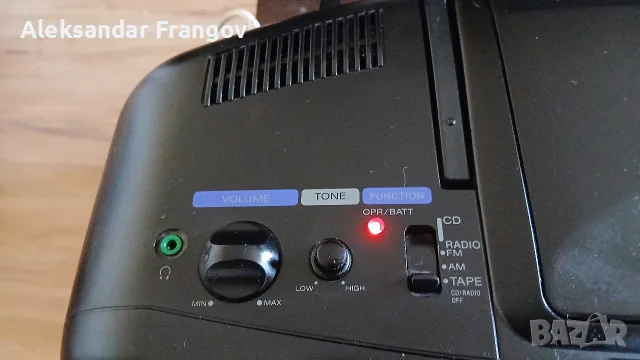SONY CD RADIO CASSETTE - CORDER CFD -8, снимка 3 - Радиокасетофони, транзистори - 55465290