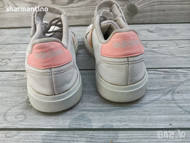 Adidas N 33 кожени маратонки за момиче, снимка 3 - Детски маратонки - 55081584
