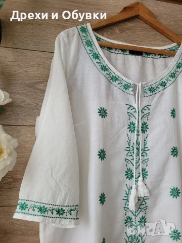 Бяла туника със зелени бродерии , снимка 3 - Туники - 54096614