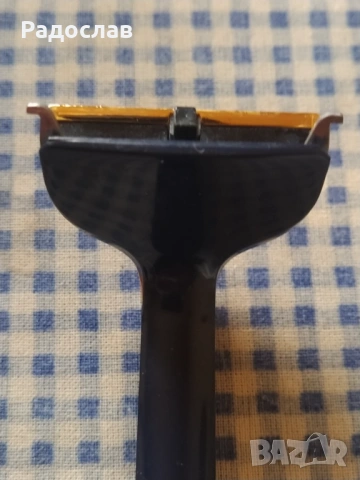 стара самобръсначка Wilkinson James Bond 007 , снимка 5 - Мъжка козметика - 54069746