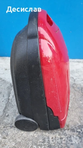Прахусмукачка AEG-1700W, снимка 8 - Прахосмукачки - 54825096