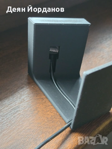 Стилна минималистична стойка за смарт часовник, снимка 4 - Смарт гривни - 54023805