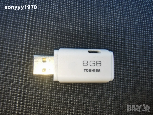 TOSHIBA-ФЛАШКА С ФОЛК/СРЪБСКО 1405262006VH