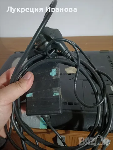 asus............, снимка 4 - Лаптопи за дома - 55451066