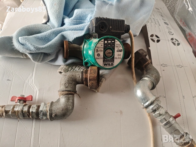 Продавам помпата за водна риза WILO, снимка 3 - Водни помпи - 54316073
