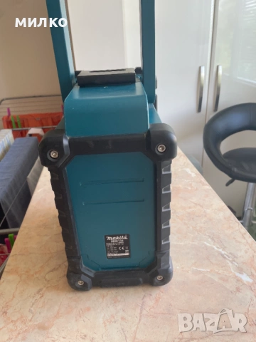 Радио Makita DMR-104, снимка 4 - Други инструменти - 54709640