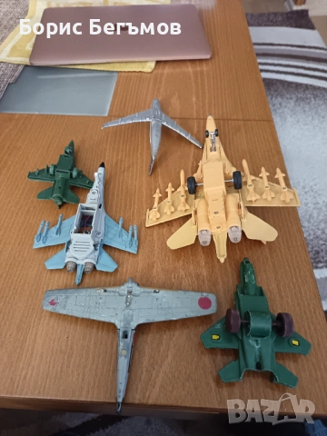 Лот детски самоетчета 6бр. за 8, снимка 6 - Влакчета, самолети, хеликоптери - 53992613