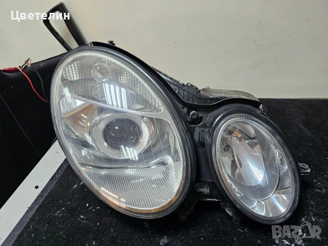 Десен фар Mercedes E класа W211 desen far мерцедес 211, снимка 2 - Части - 54561558
