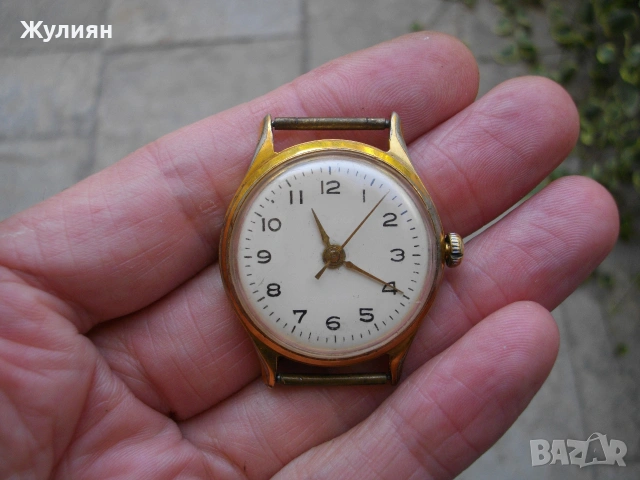 КОЛЕКЦИОНЕРСКИ ПОЗЛАТЕН ЧАСОВНИК ВОЛНА 22 КАМНЯ 
