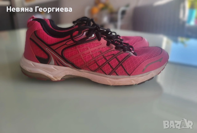 Дамски маратонки, 38 номер