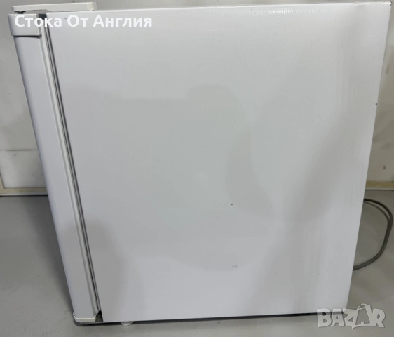 Хладилник - Igenix 90W /34L, снимка 4 - Хладилници - 54625837