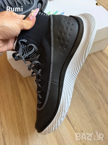 Оригинални нови маратонки Under Armour CURRY 4 FLOTRO! 43,44,45 н, снимка 6 - Маратонки - 54656950