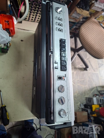 Радиокасетофон SHARP GF-8585, снимка 4 - Радиокасетофони, транзистори - 49741437