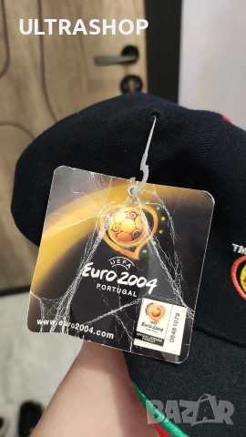 НОВА EURO 2004 vintage шапка на европейското по футбол Uefa, снимка 2 - Шапки - 54839021