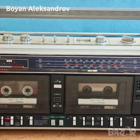 Двукасетъчен радиокасетофон Sanyo M-W25K (1983г.), снимка 4 - Радиокасетофони, транзистори - 55694894