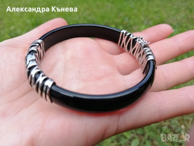 Гривна оникс и сребро, снимка 2 - Гривни - 30018332