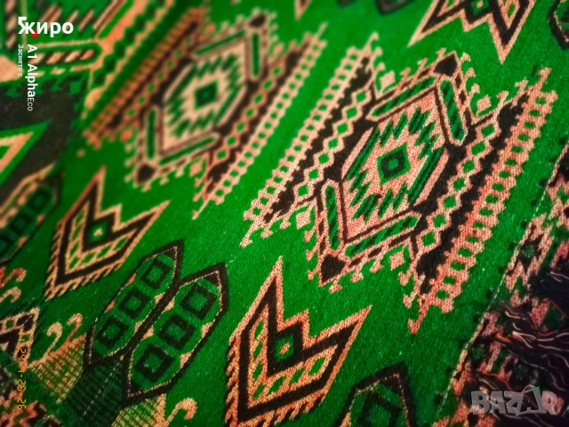 Комплект за спалня -трицветни пътеки в зелена гама.