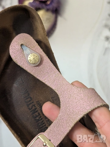 чехли Birkenstock GIZEH Suede Metallic Rose Copper номер 39 , снимка 6 - Чехли - 55052958