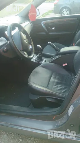 Renault laguna III , снимка 7 - Автомобили и джипове - 55295741