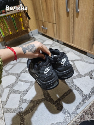 Mаратонки Nike Air Max Command Flex , снимка 4 - Маратонки - 54604436