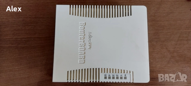 Mikrotik RouterBOARD 951Ui 2HnD, снимка 2 - Рутери - 54809241