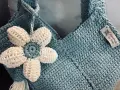 Ръчно изплетена на една кука лятна чанта с хастар и украсена с 3D цвете и пискюл, снимка 6
