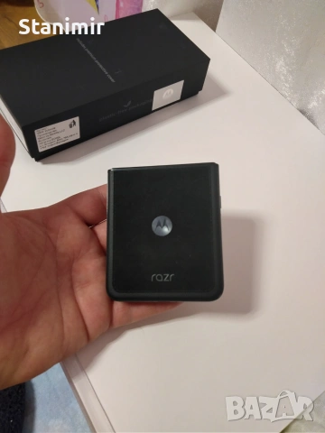 Motorola RAZR 60 ULTRA , снимка 8 - Motorola - 55082049