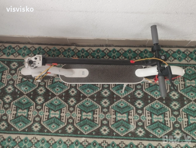 Електрическа тротинетка Xiaomi Mi Electric Scooter 3, снимка 5 - Скутери и тротинетки - 55020829