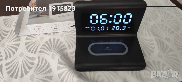 безжично зарядно с часовник и будилник, снимка 3 - Друга електроника - 54098585