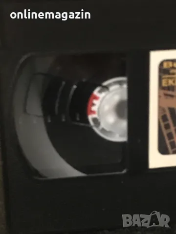 Видеокасета “ ВЕРИГИ ОТ ЗЛАТО “ VHS, снимка 8 - Други жанрове - 55317595