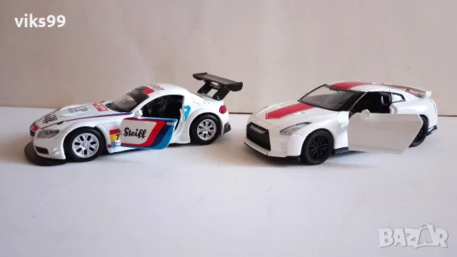 Nissan GT-R (R35) и BMW Z4 GT3 Msz , снимка 2 - Колекции - 55664692
