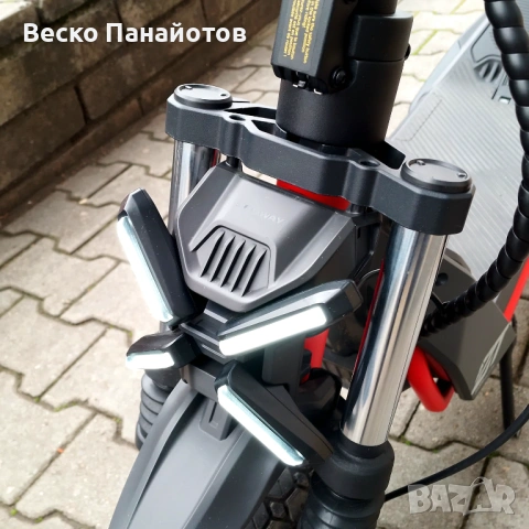 Електрически скутер-Segway ZT3 Pro, снимка 4 - Други спортове - 54054088
