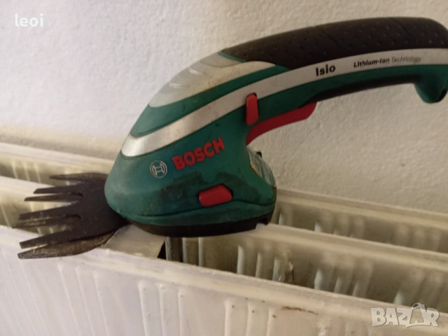 Акумулаторна ножица за трева BOSCH ISIO