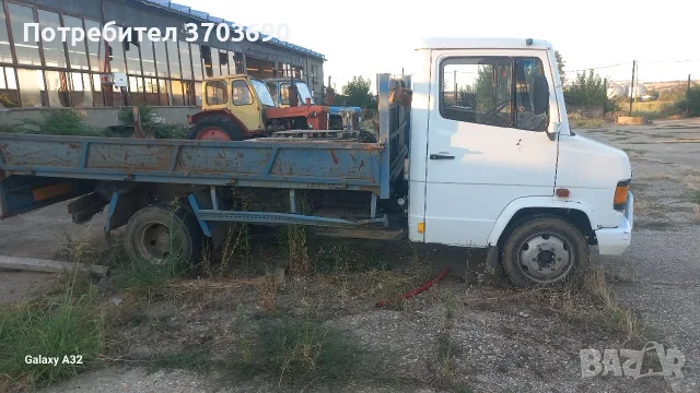 Самосвал Мерцедес, снимка 2 - Камиони - 55677321