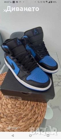 Air Jordan 1 MID размер 42,5, снимка 2 - Маратонки - 54868315