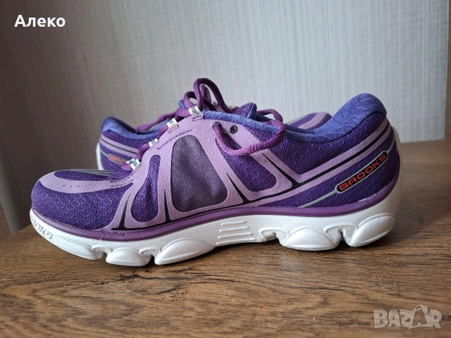 Brooks маратонки 41 номер. , снимка 4 - Спортни обувки - 54584115