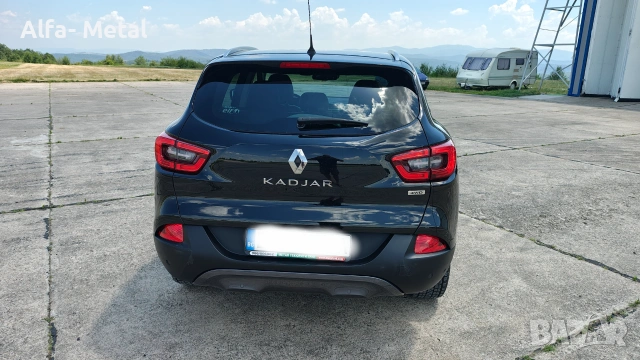 Продавам Renault Kadjar - топ състояние, снимка 6 - Автомобили и джипове - 55102347